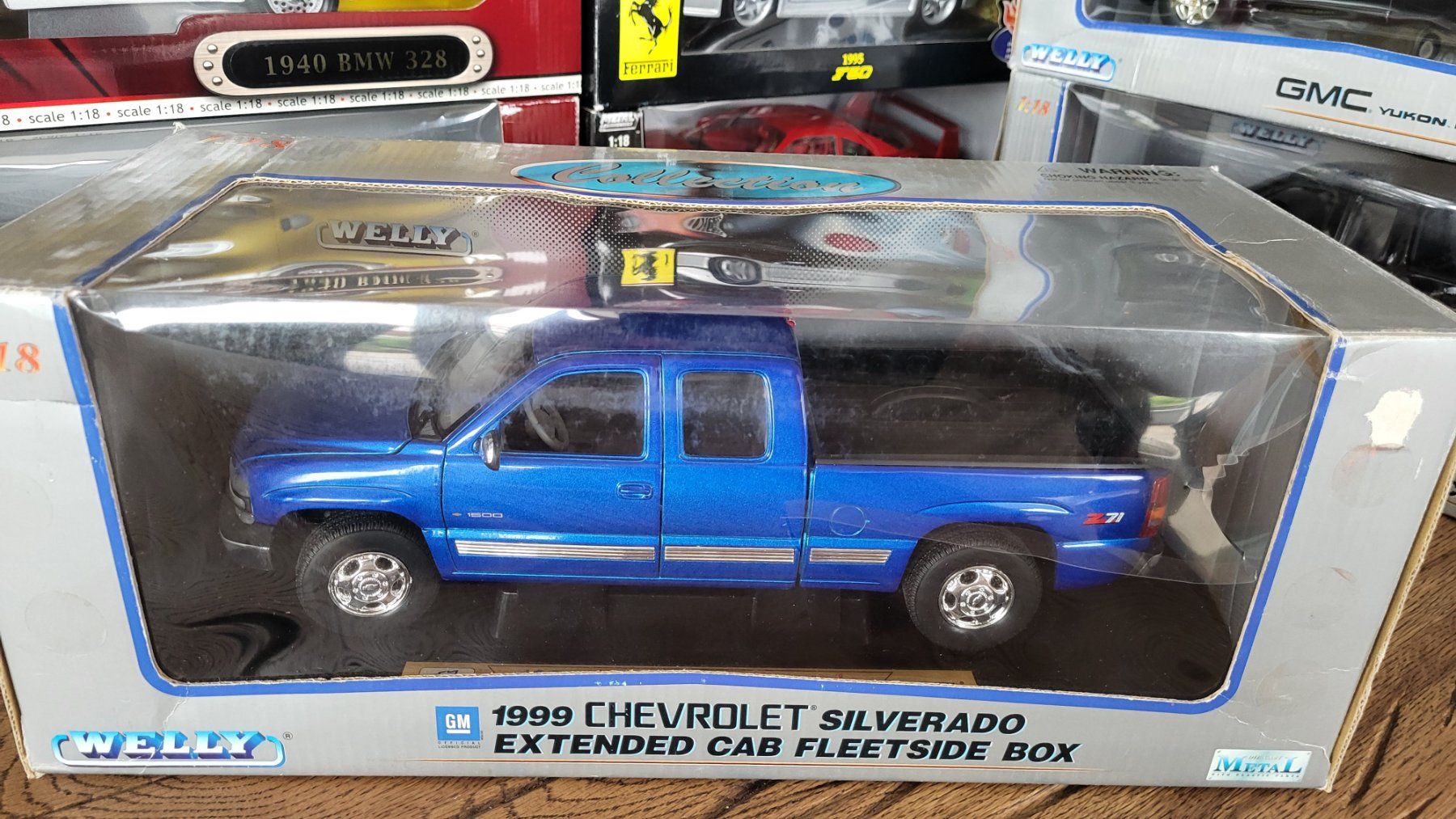 Welly Modellini d'auto: Chevrolet Silverado 1999 1:18 Welly – Usato da Rothrist venduto da Juana5 7