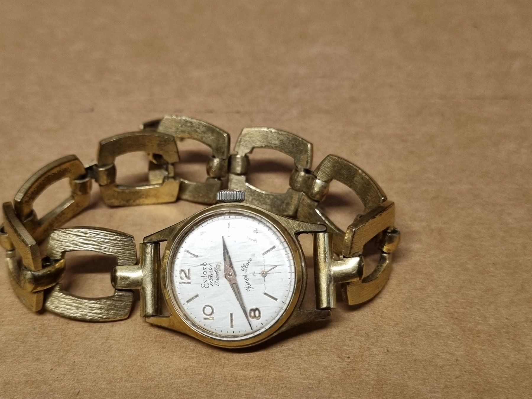 Orologi: EVILARD KINGS-PLACE – Usato da Schaffhausen venduto da Leveron13 1