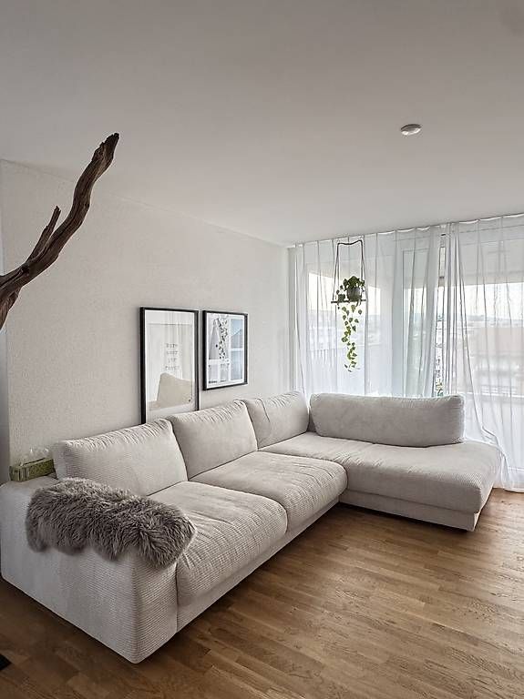 Livique Sofas: Ecksofa Cord hellbeige – D'occasion à Rotkreuz par mari_on