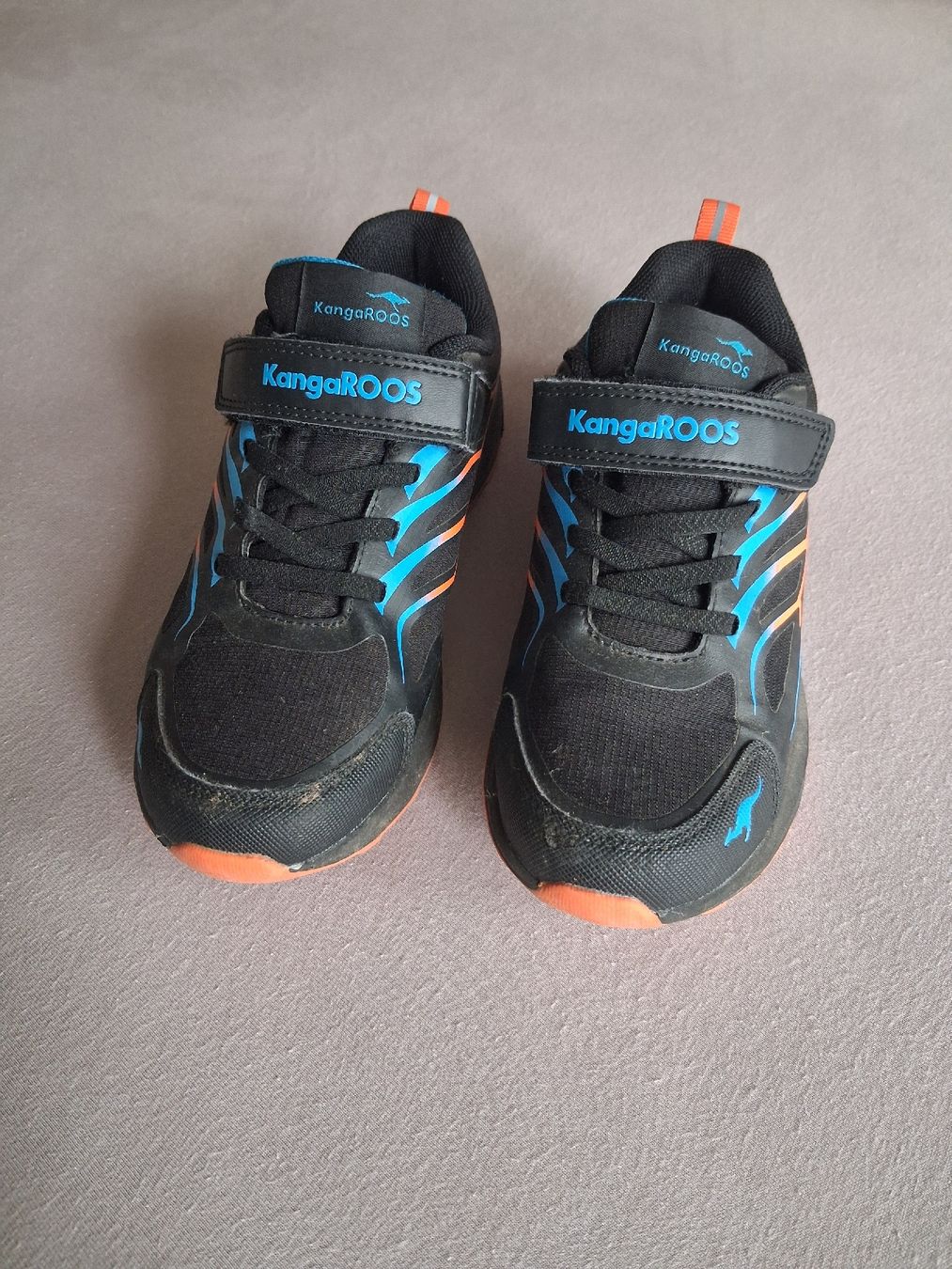 Chaussures garçon: Turnschuhe Gr. 33 KangaROOS – D'occasion à Orvin par Mi-Re-22 1