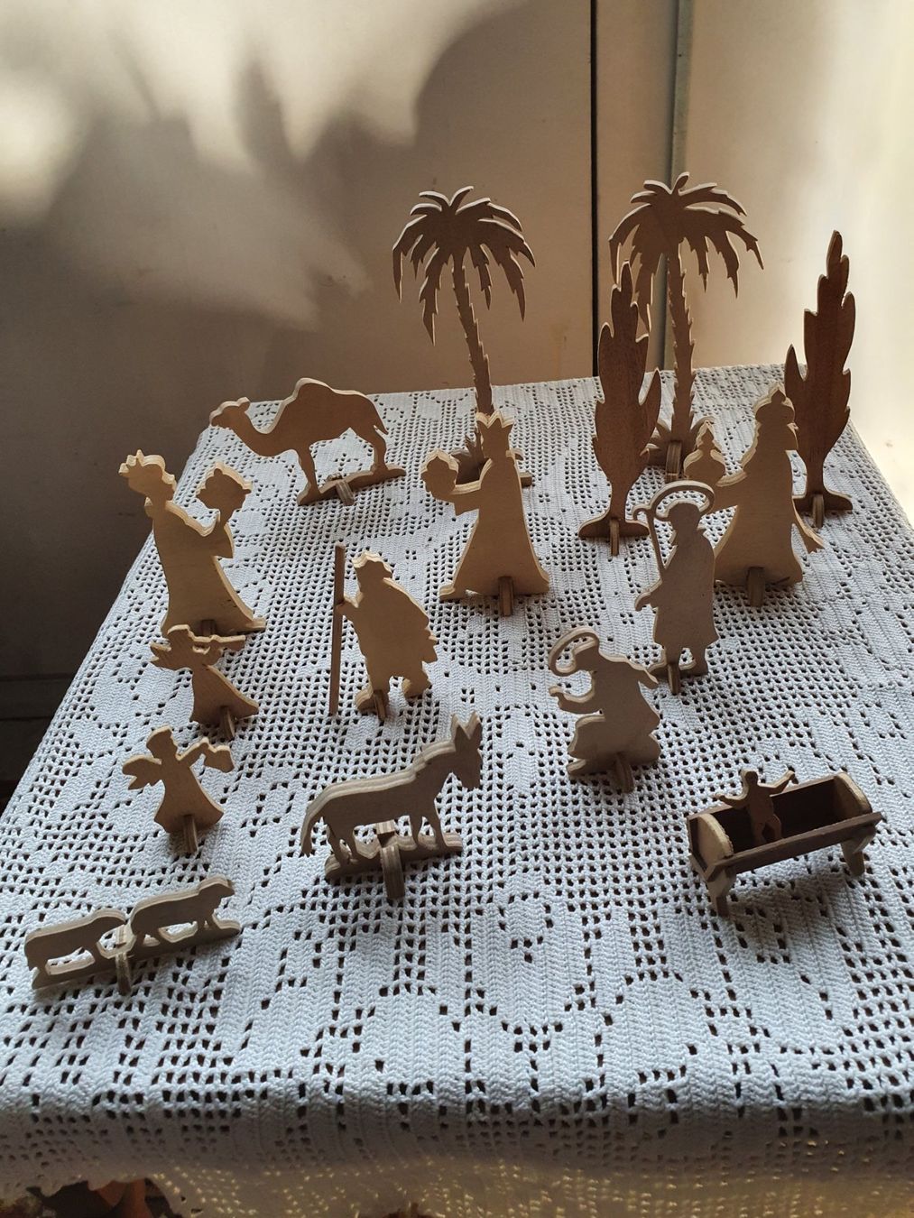 Articoli in legno: Weihnachtskrippe aus Holz – Usato da Villnachern venduto da RicardoMary 6