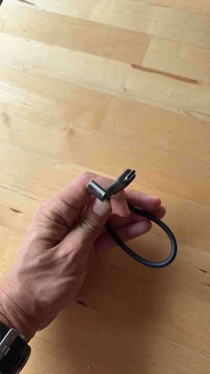 Unità & Adattatore: Charging Cable USB to Micro USB – Usato da Zürich venduto da aus_r2dq
