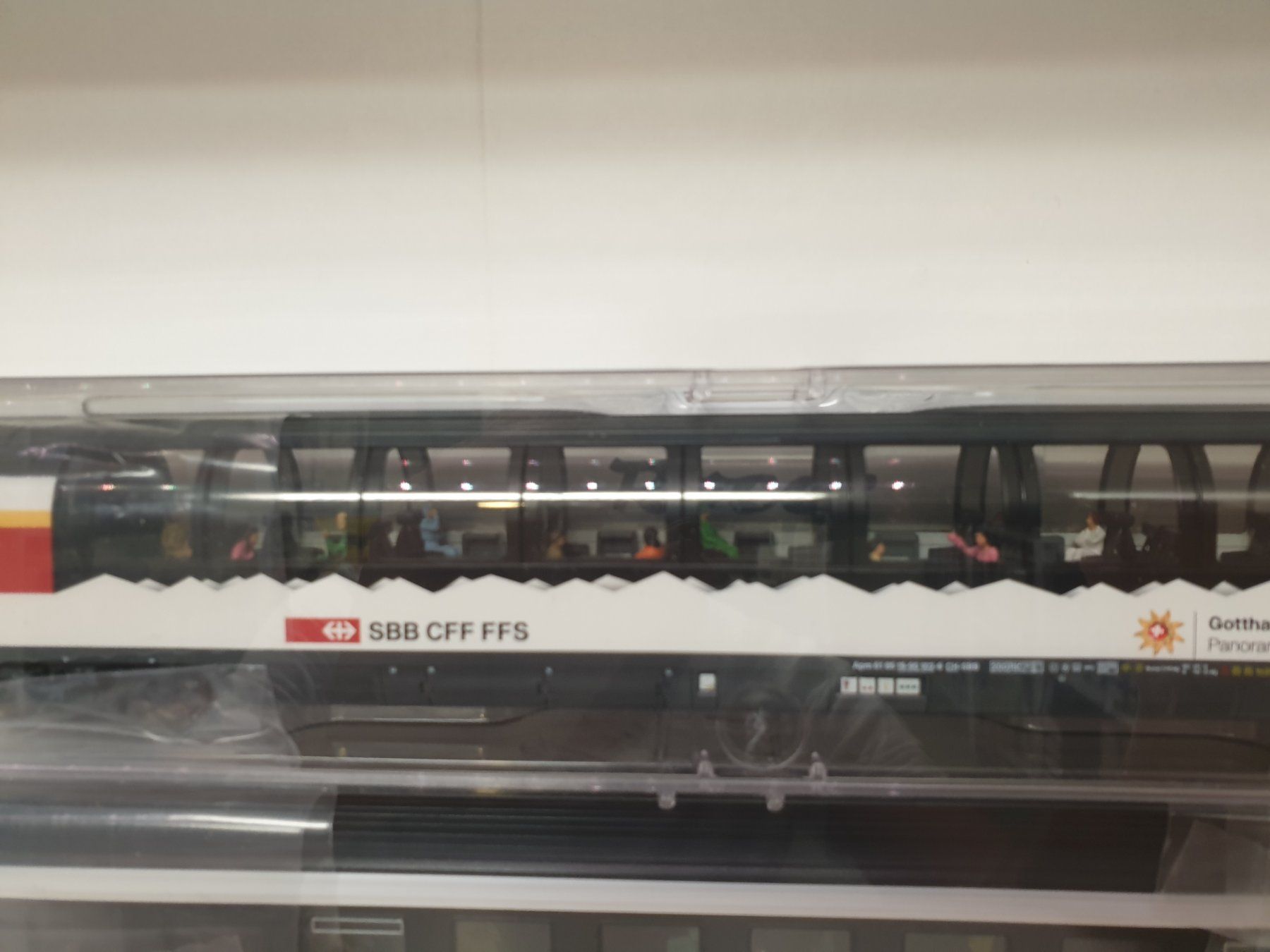 Roco Modellini di ferrovie: Roco SBB EW Set Preiser LED und Almrose Kupplung – Nuovo e nell'imballaggio originale da Neuenhof venduto da ludovicco 5
