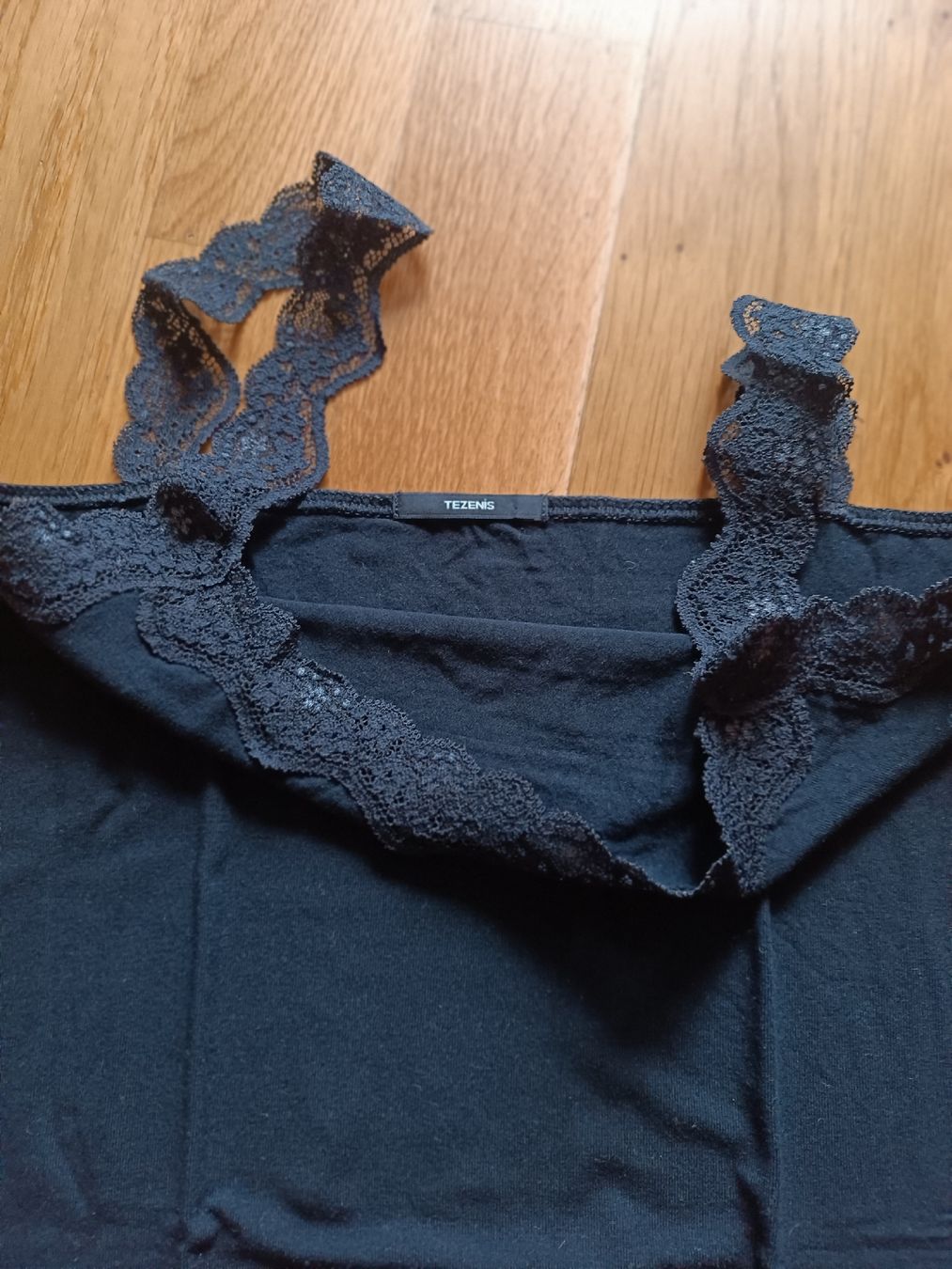 Lotti di vestiti: Set Unterhemden Spitze blau schwarz, Grösse S – Usato da Luzern venduto da sim_lqq2 1