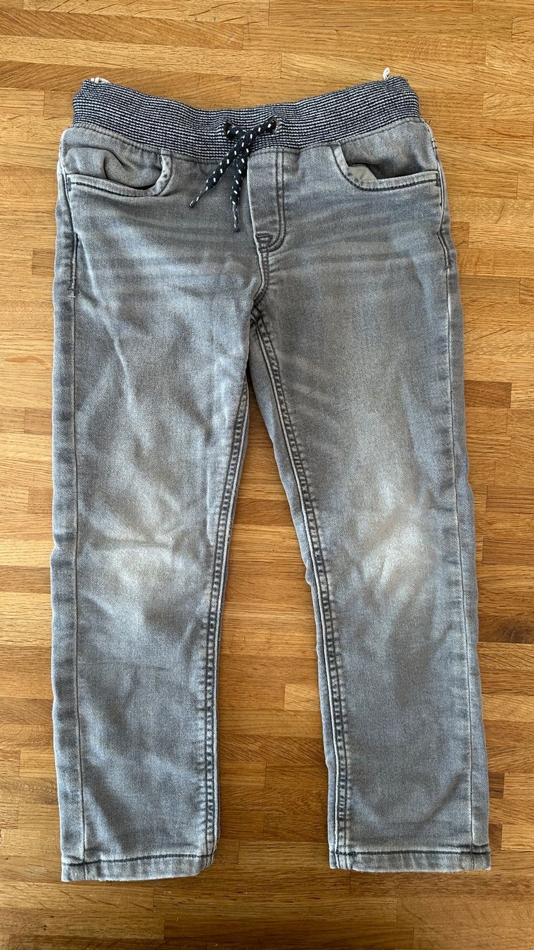 C&A Pantaloni: Jeans - C&A grau Pull-on Gr. 116 – Usato da Winterthur venduto da Secondhand-Family
