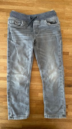 Jeans - C&A grau Pull-on Gr. 116