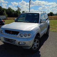 Mitsubishi Pajero 3.5 Essence 4x4