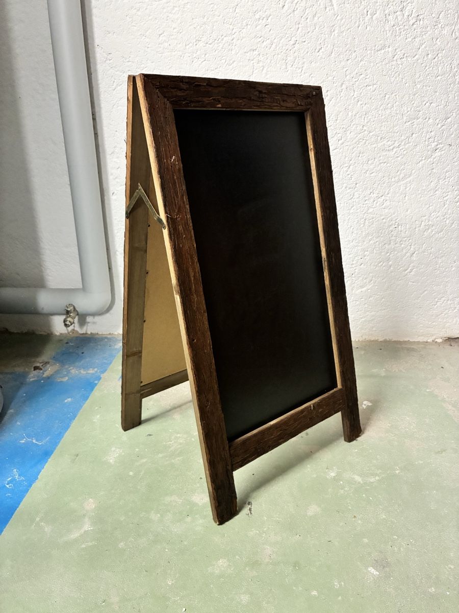 Tutte le decorazioni: Tafel mit Holzrahmen freistehend – Usato da Zürich venduto da Spurlos123 1