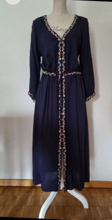 Wunderschönes Kleid von der Marke Velvet Gr. M  *Neu*