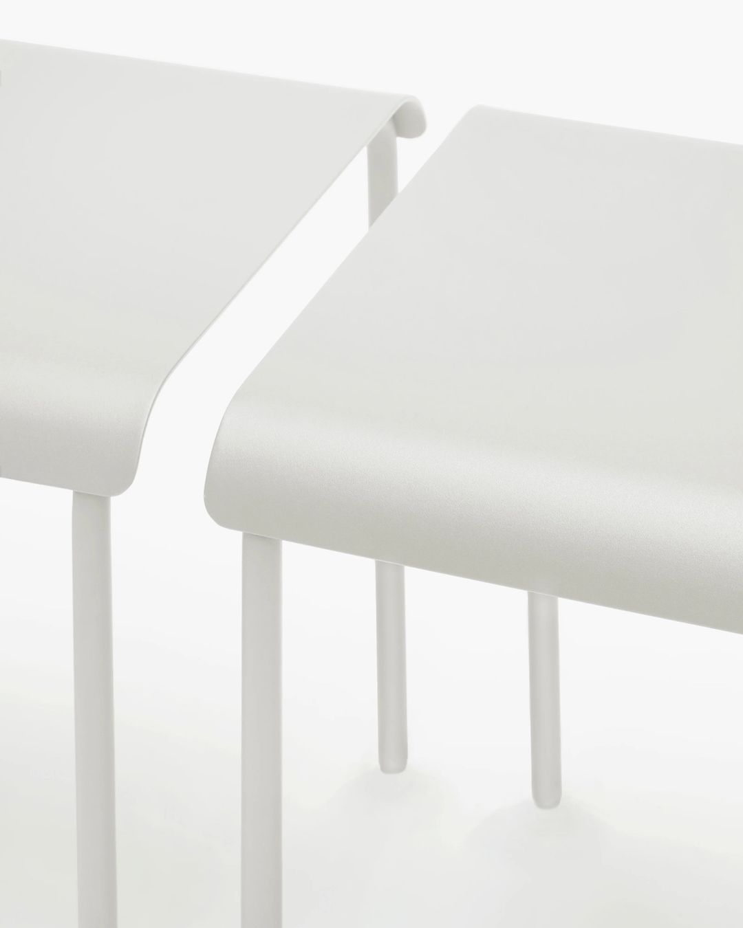 Serax Sgabelli: Serax August Hocker weiss (1) – Usato da Luzern venduto da Fidea 3