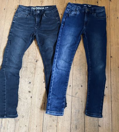 2 Paar Jeans Gr. 140
