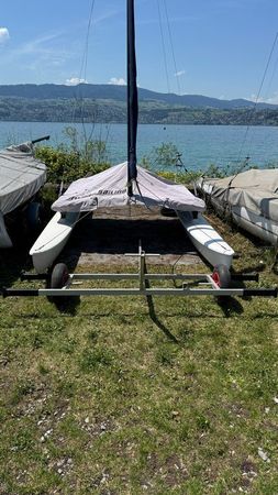 Hobie Cat 14 mit Trockenplatz in Stäfa. D-Schein nicht nötig