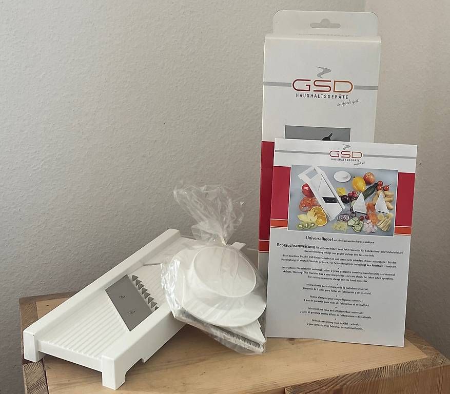Elettrodomestici da cucina: GSD Universalhobel mit 3 Einsätzen – Nuovo e nell'imballaggio originale da Urdorf venduto da Resumasa