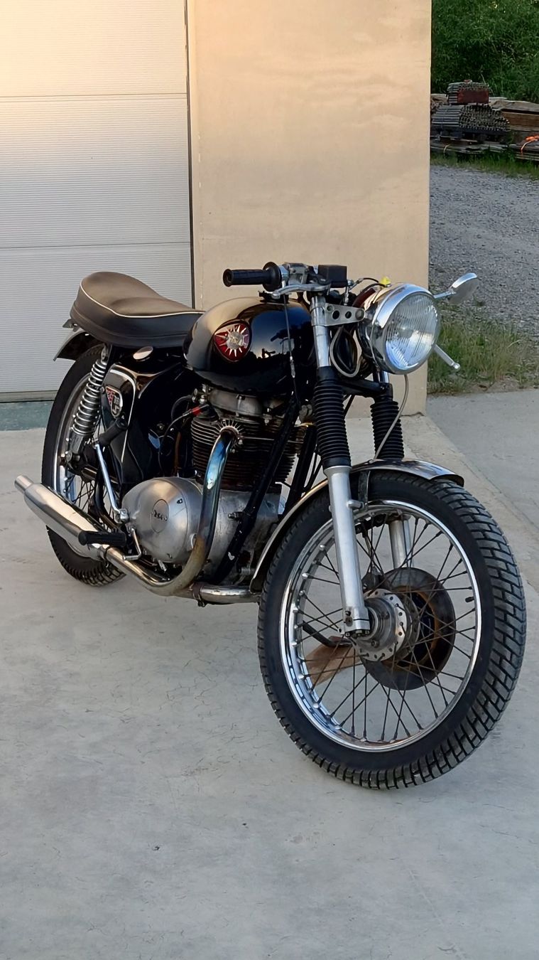Altro: BSA A65L Lightning Rocket / Cafe Racer – Usato da Schleitheim venduto da manni05
