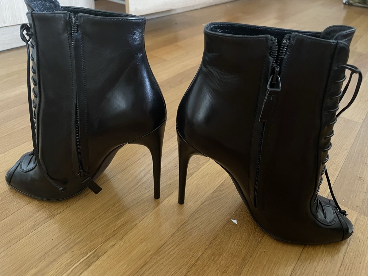 Damenschuhe: Tom Ford Leather Open Toe Ankle Boots, Size 39, Black 50 – Neu (gemäss Beschreibung) aus Dietikon von val_7c5x 1