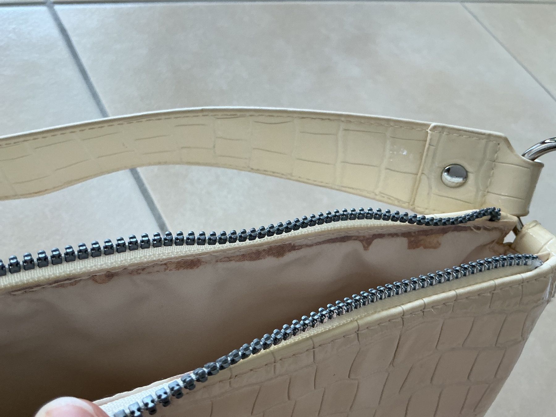 H&M Taschen für Damen: Handtasche Cream Krokoprint Kunstleder – Gebraucht aus Frauenfeld von Stehojen 2