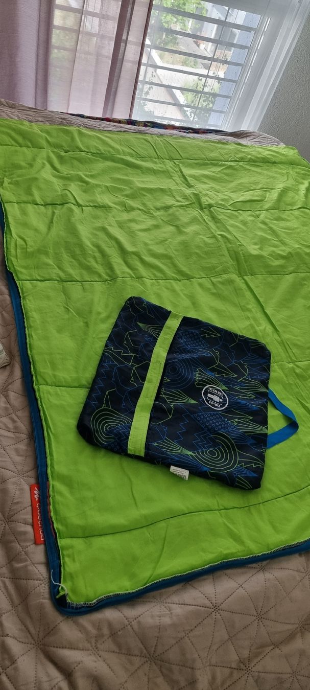 Sacchi a pelo: Schlafsack Quechua Junior – Usato da Glattpark(Opfikon) venduto da TatianaVladimirova 4