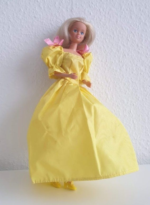 Puppen: Puppe Barbie Petra - Vintage – Gebraucht aus Nürensdorf von Ez-Shop 2