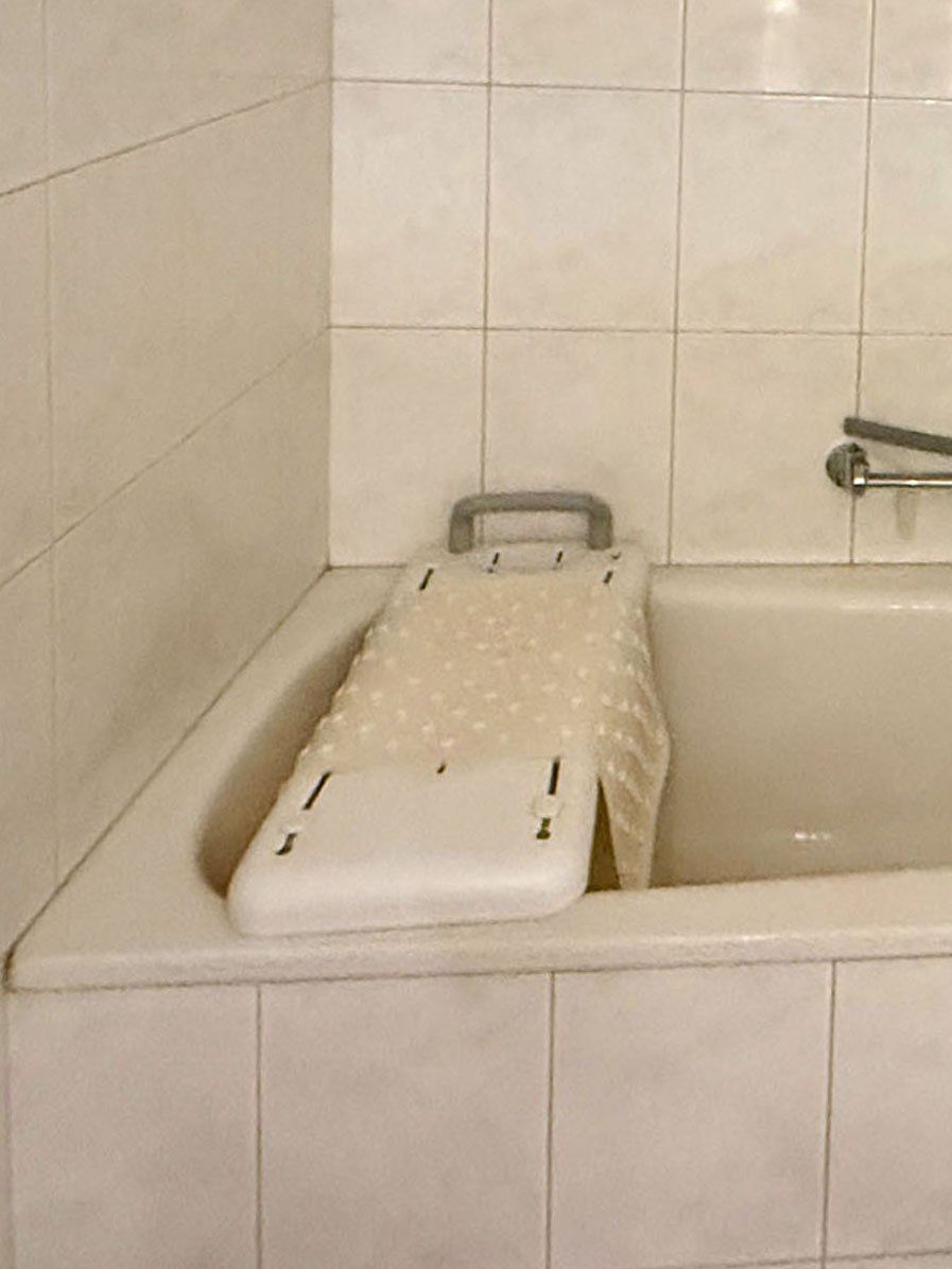 Sgabelli: Badewannensitz senioren – Usato da Stein AG venduto da Svenbobo 2