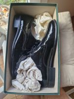 Chaussures vernies noires brillant