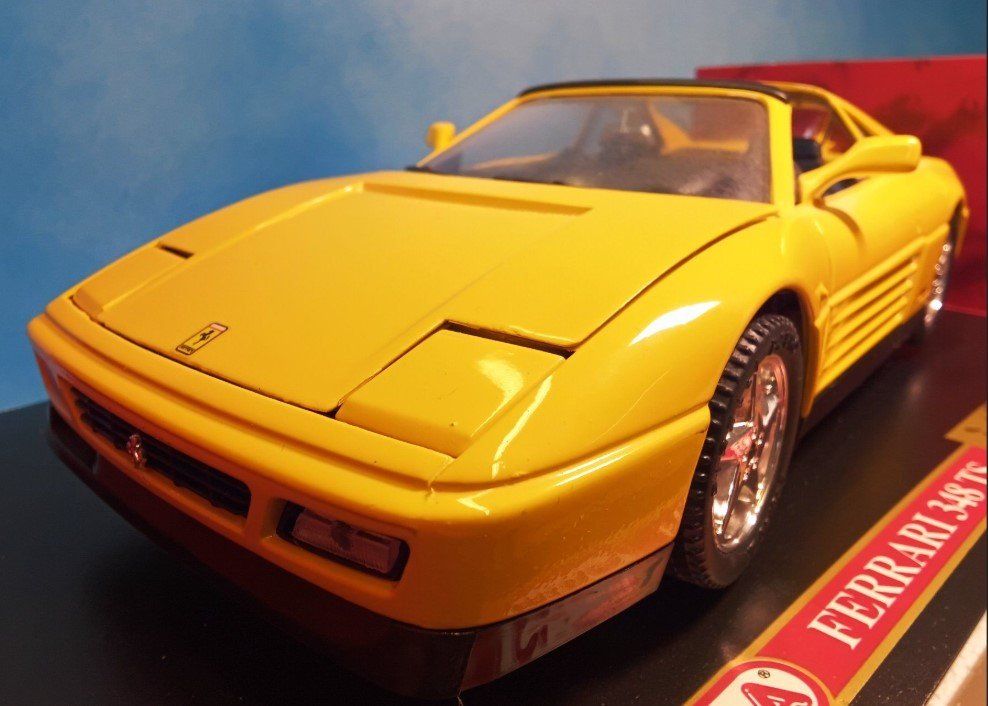 Ferrari 348 TS __ Golden Line Collection Modellauto OVP 1:18 (Gebraucht ...