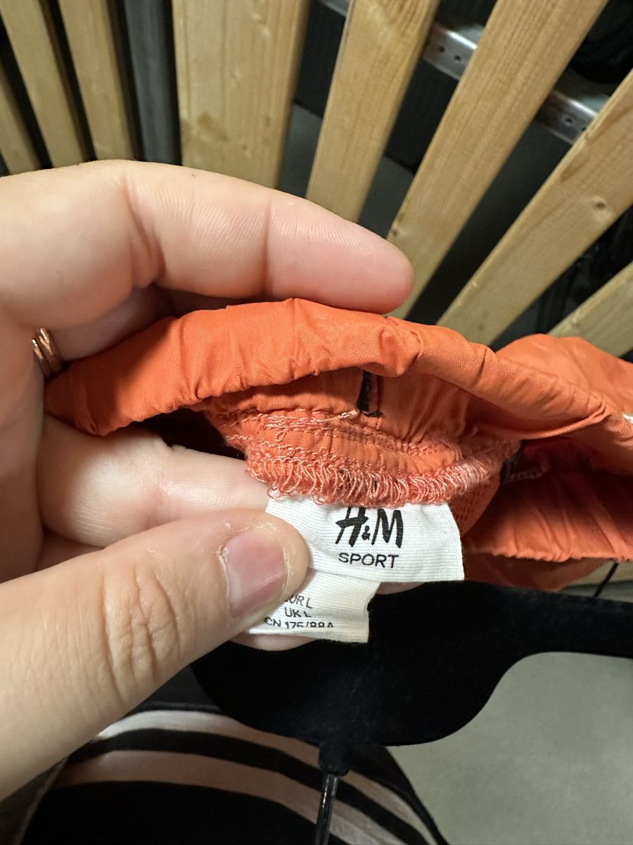 H&M Pantaloni: Laufshorts, H&M, Gr.L – Usato da Uster venduto da staernli4 2