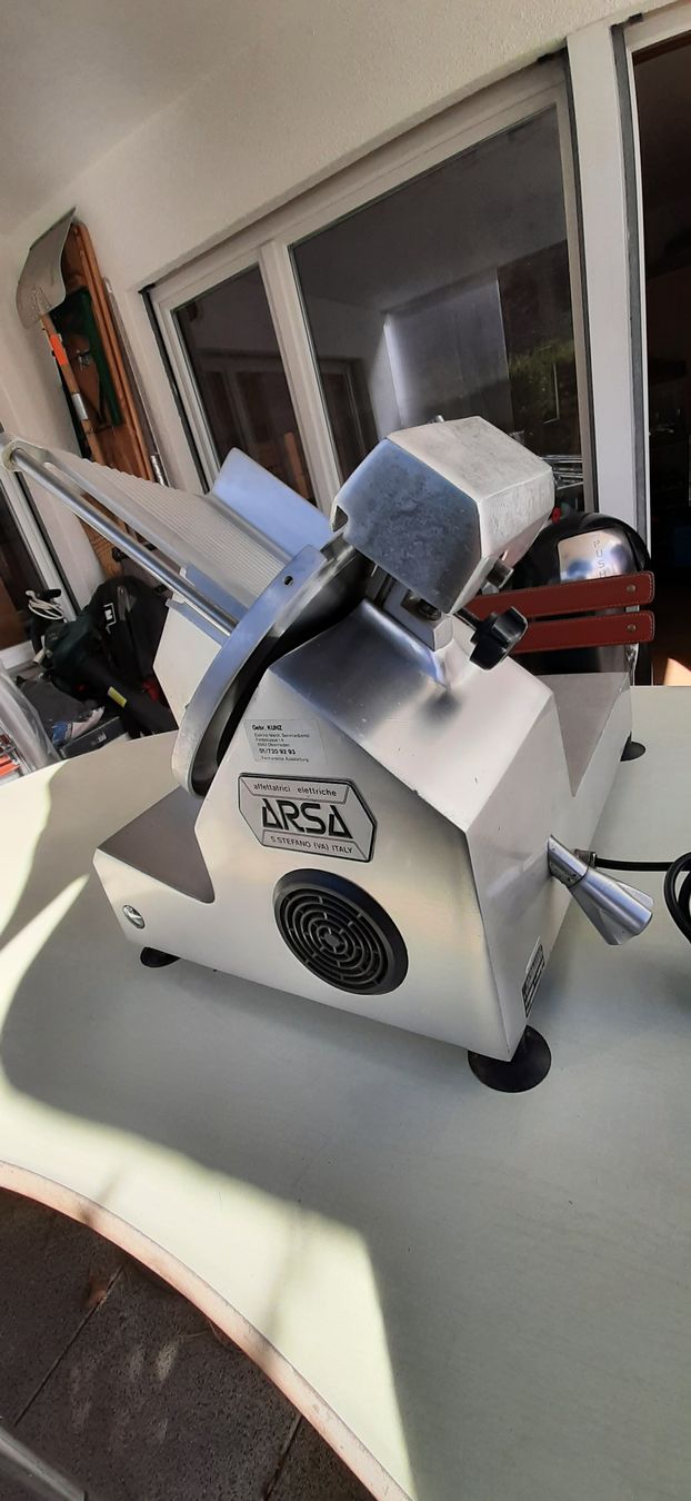 Elettrodomestici da cucina: Fleisch schneidemaschine Gastro – Usato da wädenswil venduto da salami05 2