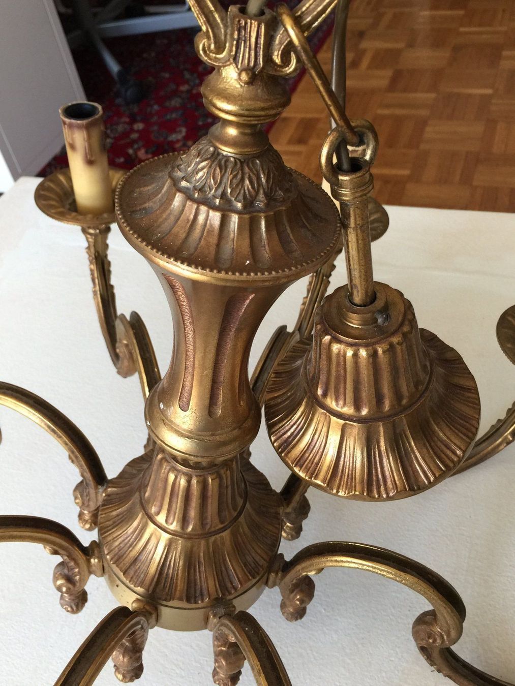 Lampadari & plafoniere: Lustre en bronze 8 branches – Usato da Cossonay-ville venduto da Super-Price-Quality 4