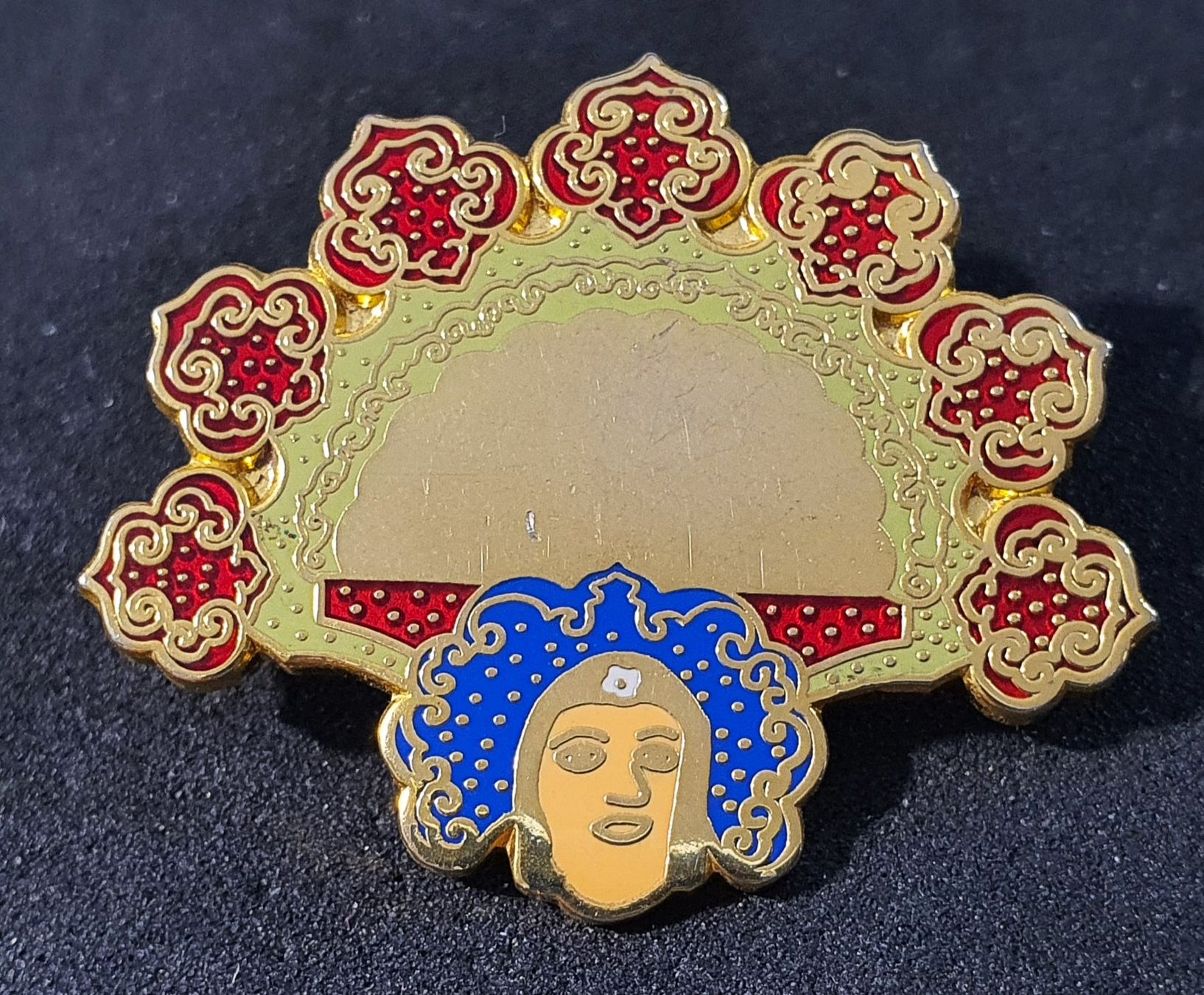 Accessori per capelli: Y531B - Trachten Kopfschmuck – Usato da Reinach BL venduto da Boston-Verkauf