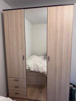 Kleiderschrank Holzoptik mit Spiegel und Schubladen
