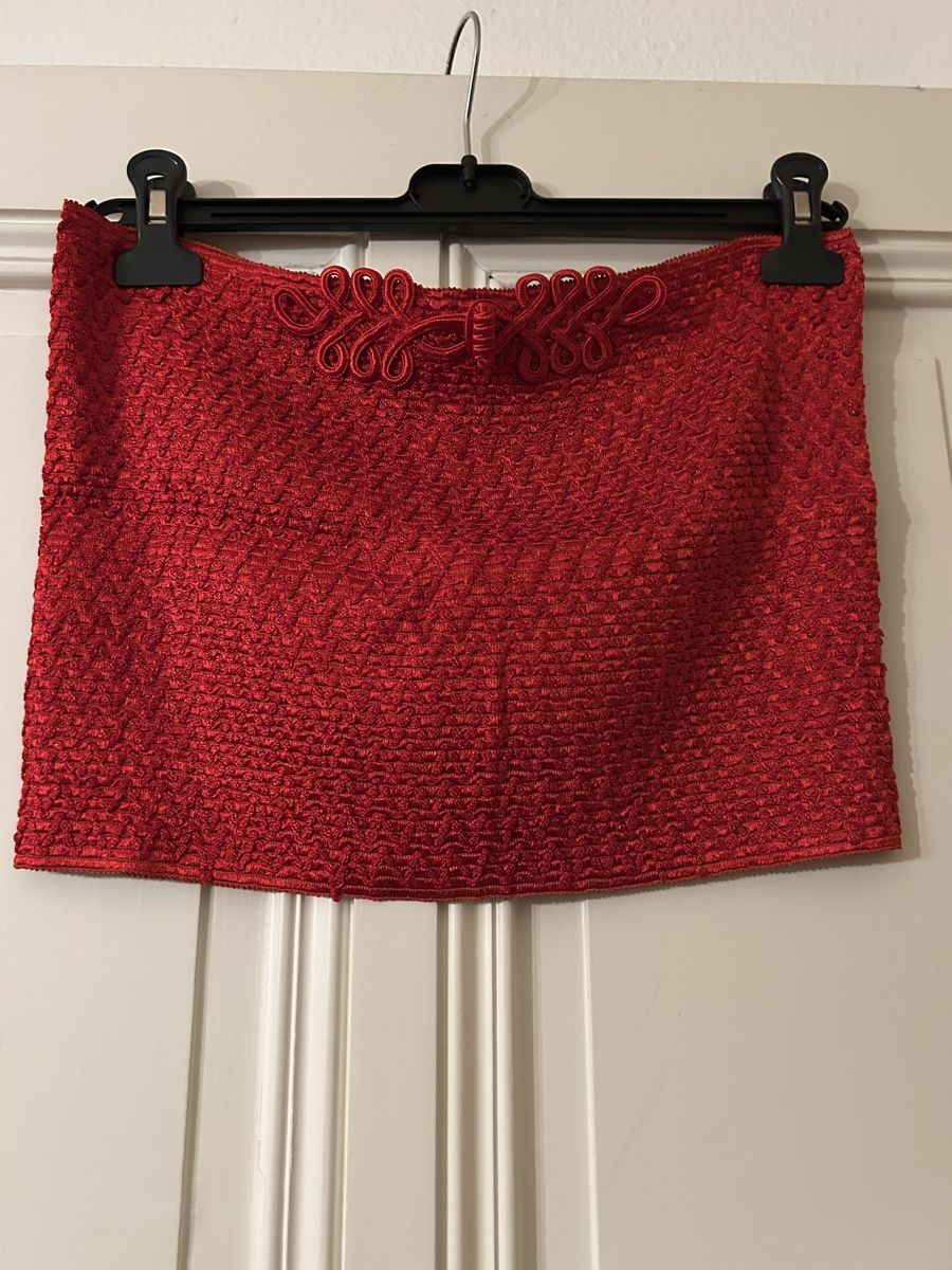 Tops: Red party top – Neu (gemäss Beschreibung) aus Genève von mar_f82s