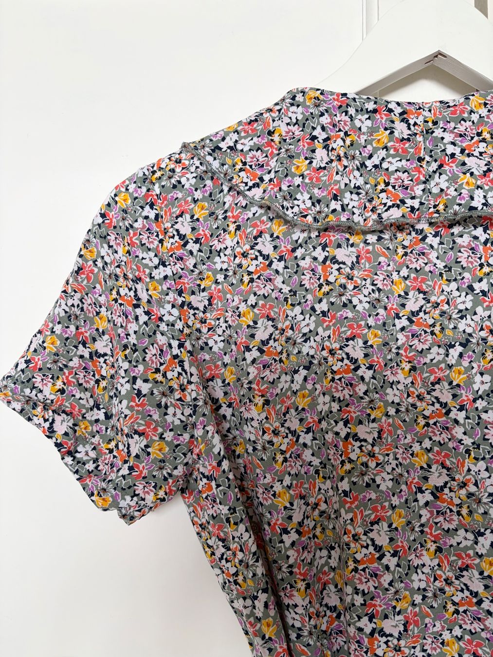 Esprit Kleider: Robe cache-coeur Esprit fleurie - Taille XS – Gebraucht aus Geneve von Margot_22 8
