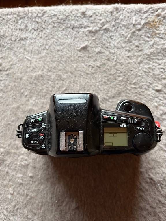 Nikon Kamera: Nikon F90X – Gebraucht aus Basel von Franzpics 1