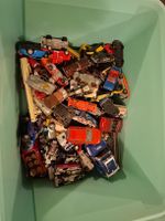 1 Box Spielzeugautos ca. 7kg