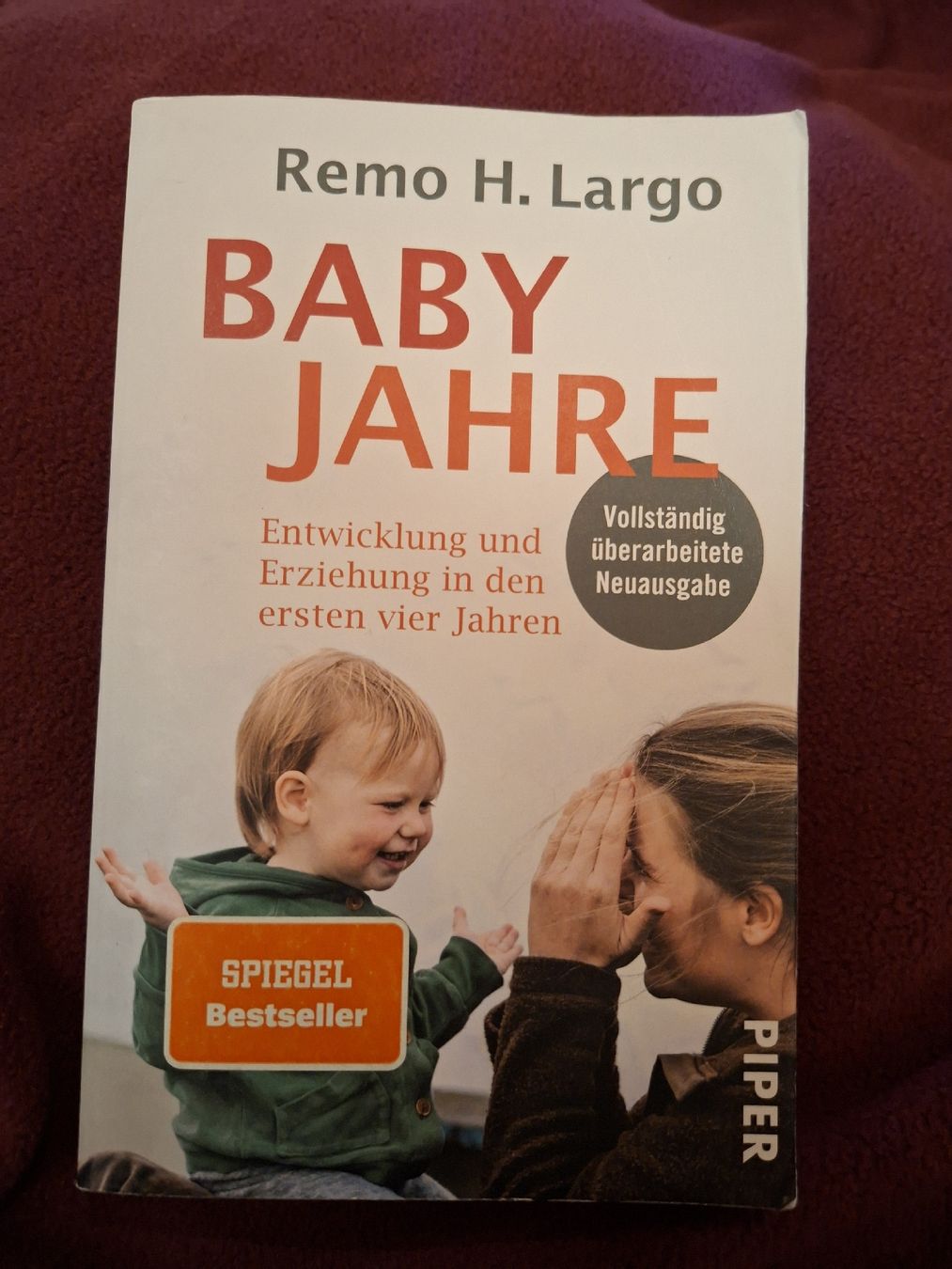 Libri: Buch Babyjahre – Usato da Hellsau venduto da Nuedeli.1402