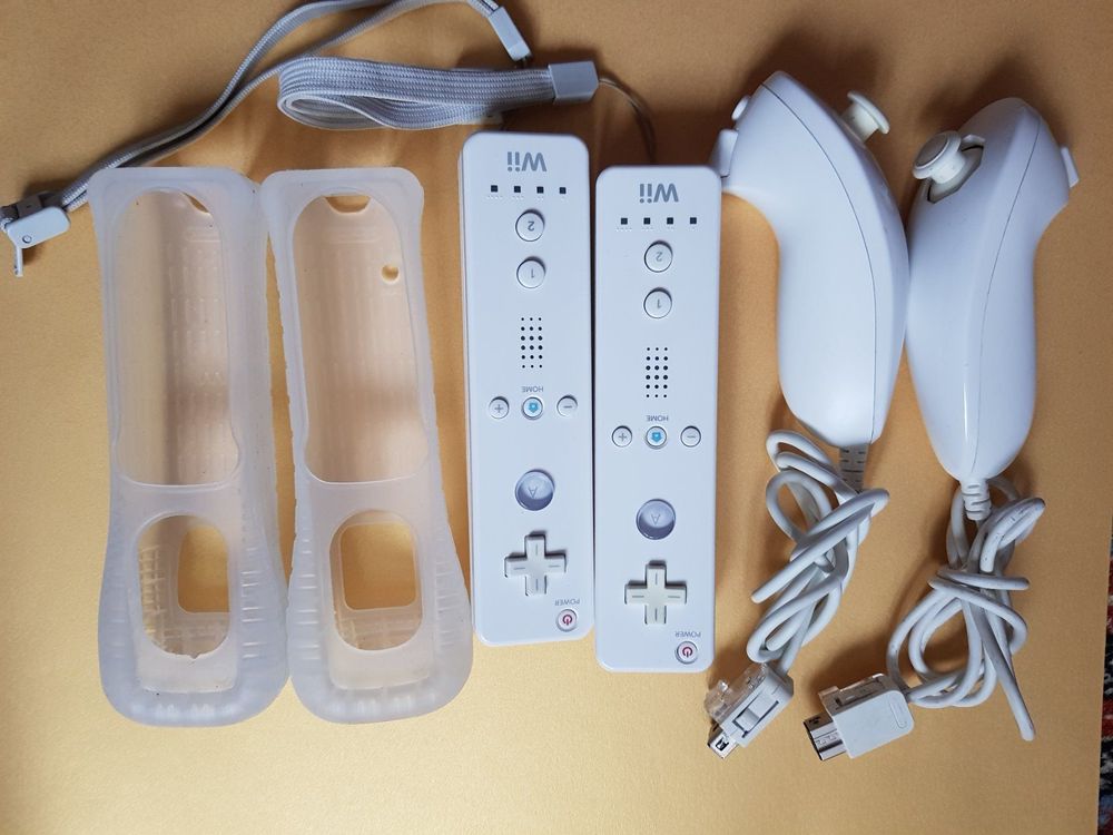 Nintendo Wii Controller und Nunchuck Kaufen auf Ricardo