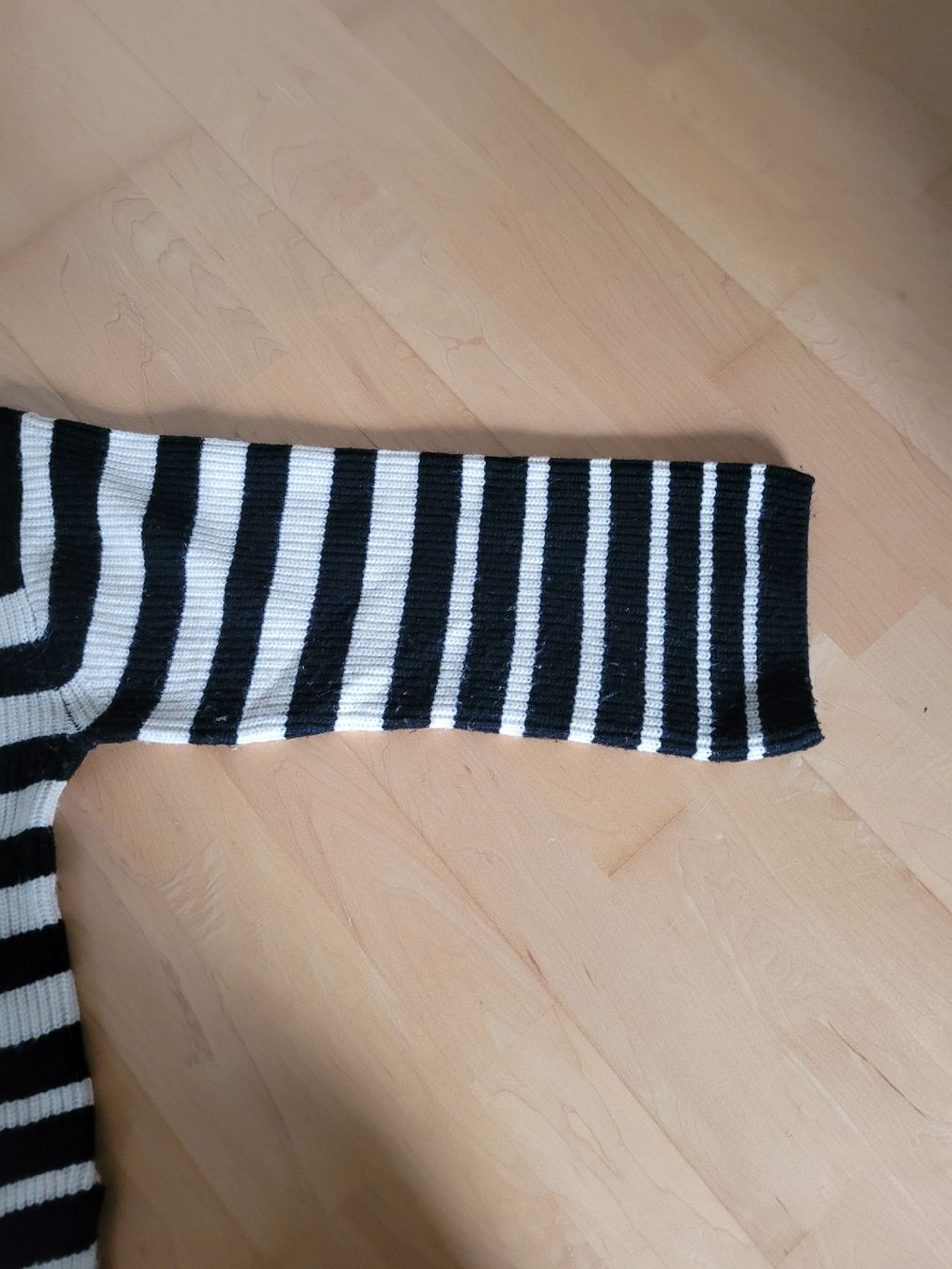 H&M Maglioni & Felpe: Winterpullover, H&M, gestreift, Grösse M, oversize – Usato da Büren NW venduto da nie_k6382 2