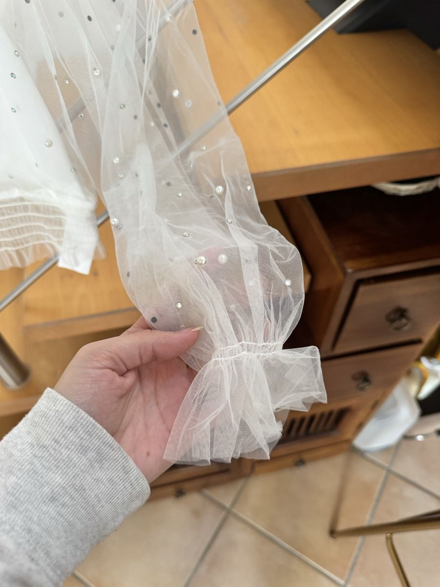 Top: Top blanc avec perle et strass – Nuovo (secondo la descrizione) da Lonay venduto da nei_79jc 2