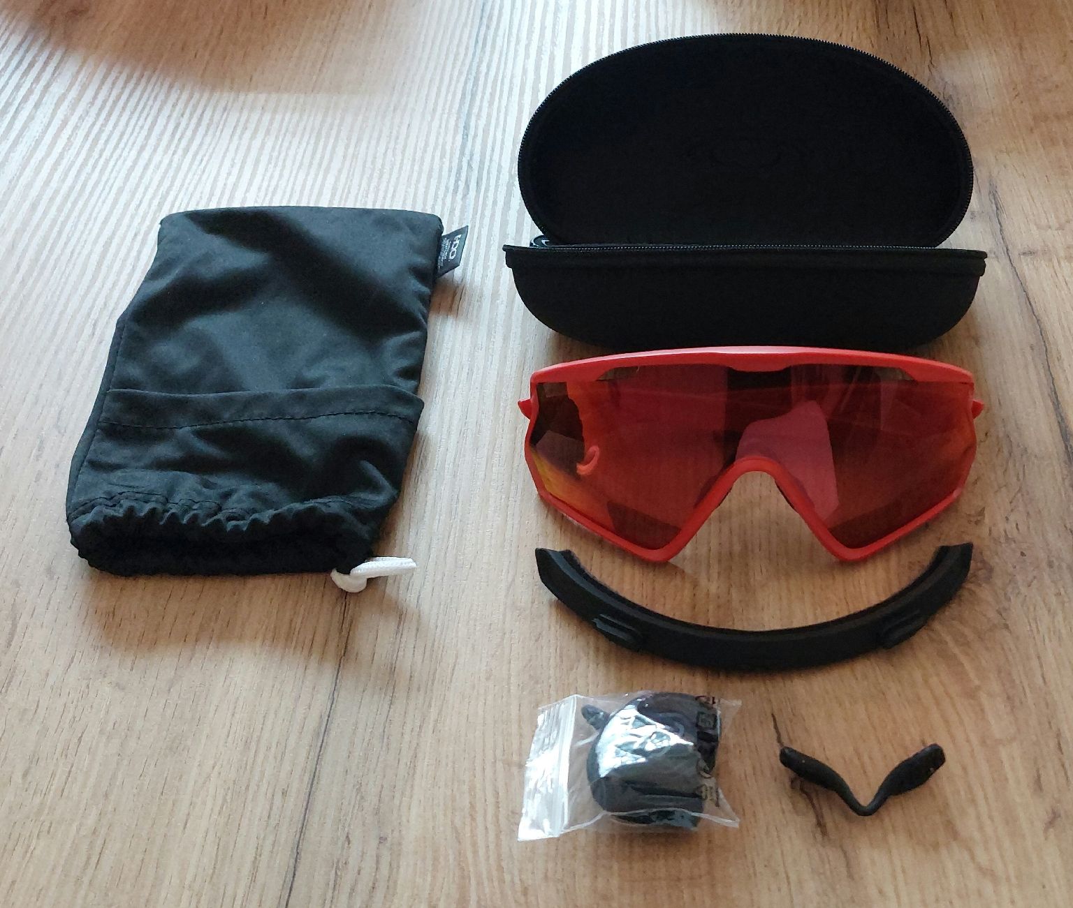 Occhiali & Lenti: OAKLEY WIND JACKET 2.0 REDLINE – Usato da Cadenazzo venduto da tur_vt92 1