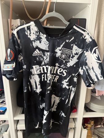 Maillot Olympique Lyonnais saison 21/22 floque Paqueta 