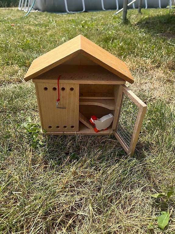Spielzeuge: Holzspielzeug Hühnerhäuschen – Gebraucht aus Tägertschi von jen_8brl