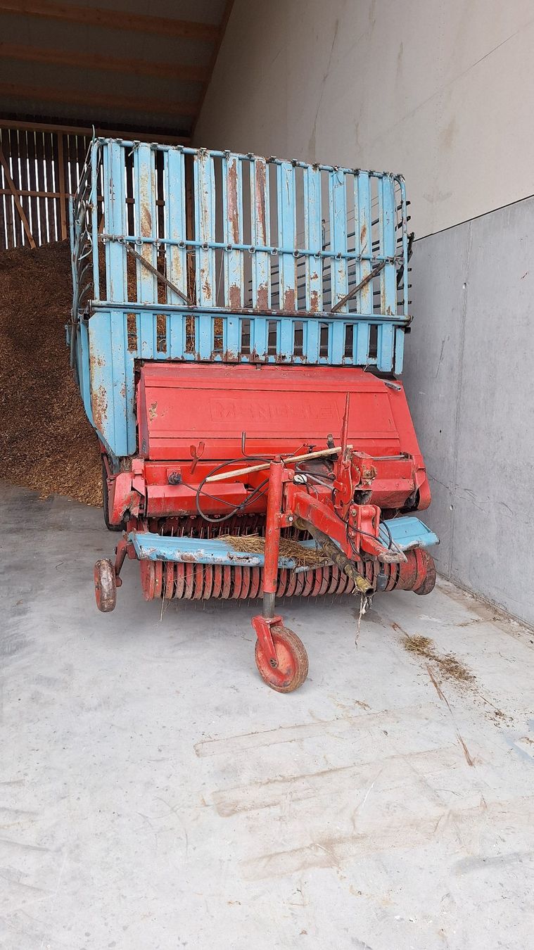 Mengele Remorques: Ladewagen Mengele – Défectueux à Schüpfheim par Fiatagripower 6