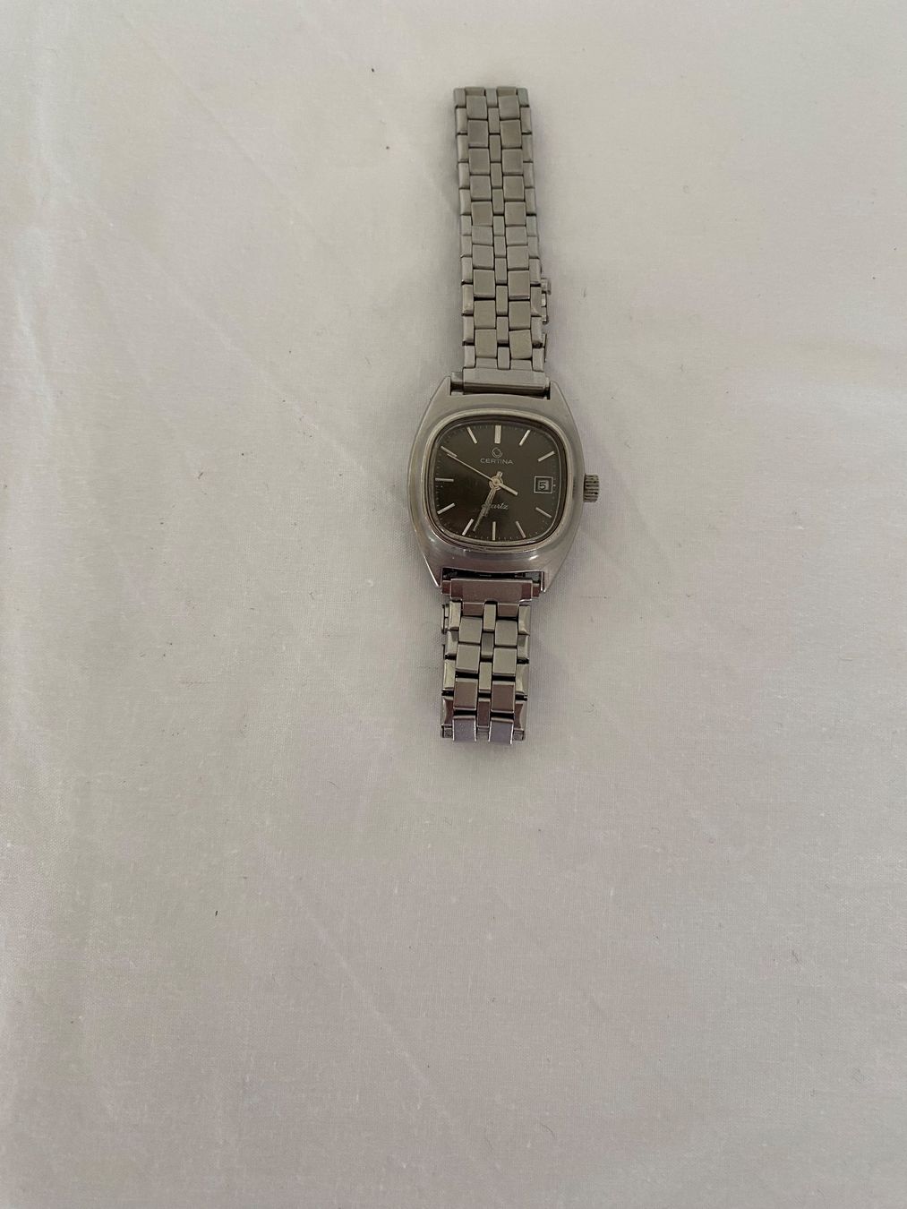 Certina Orologi: Certina Quartz Damenuhr – Usato da Zürich venduto da Fashionparade