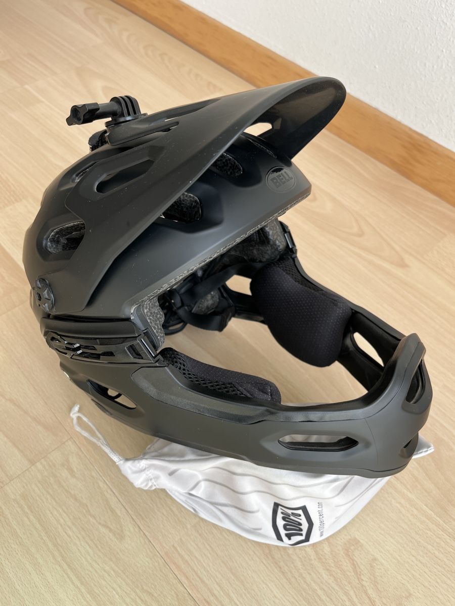 Bell Helme: Fullface Helm Bell Super 3R MIPS Gr. S – Gebraucht aus Wettingen von Sporli