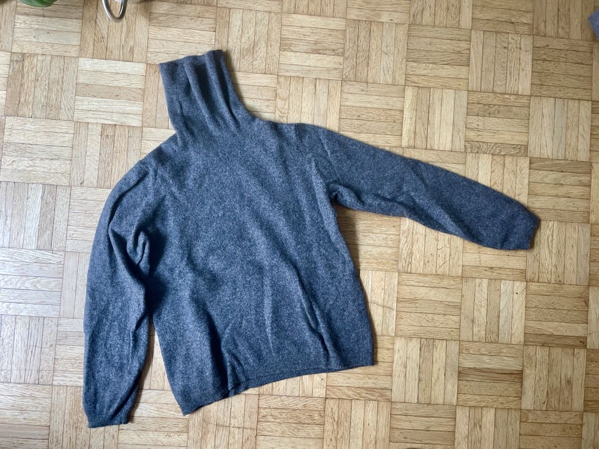 Maglioni & Felpe: Rollkragenpullover Grau/Anthrazit Grösse S – Usato da Zürich venduto da Carlajimena