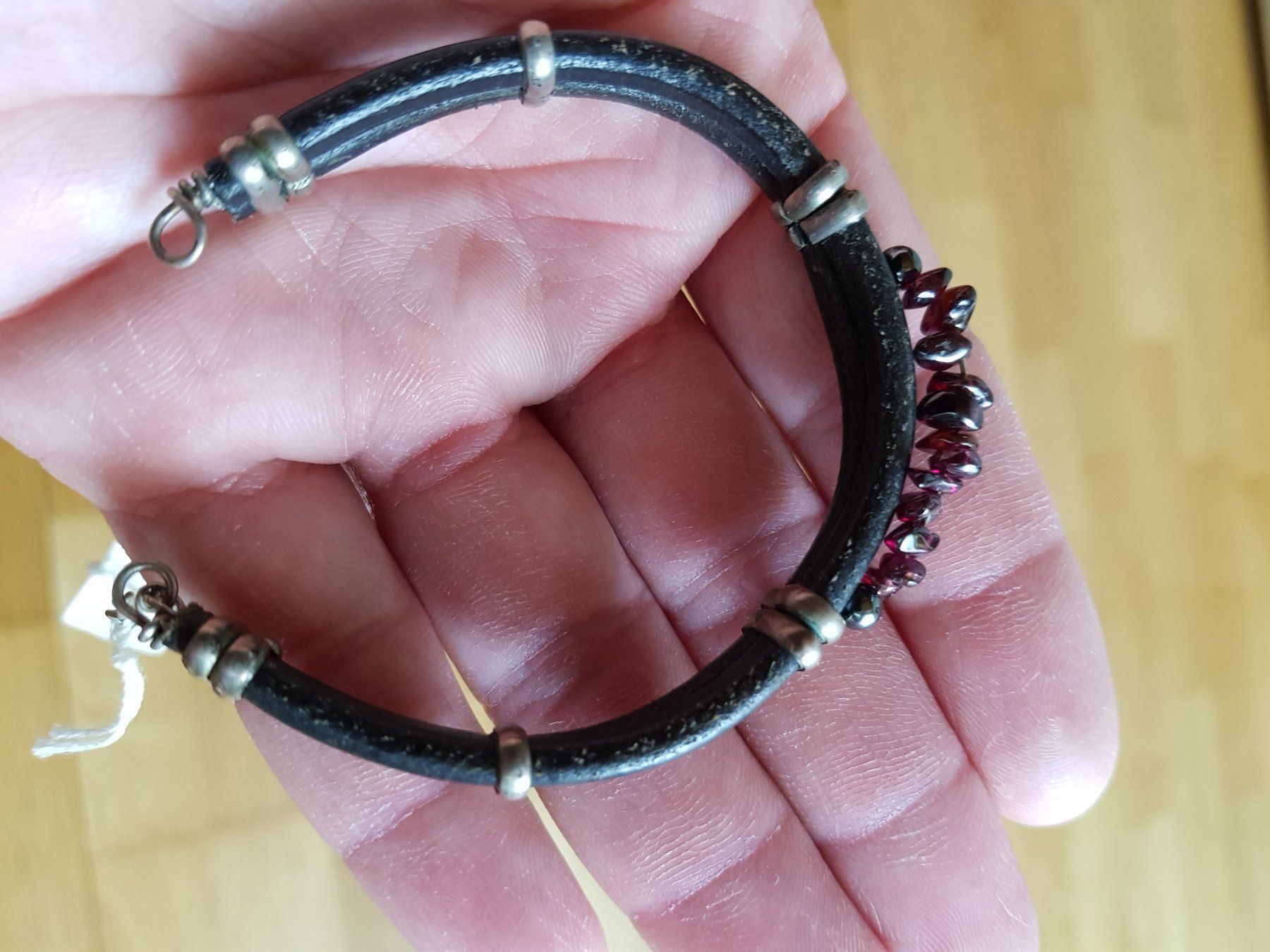 Bracelets: Lederarmband – D'occasion à Morens FR par Kiscica