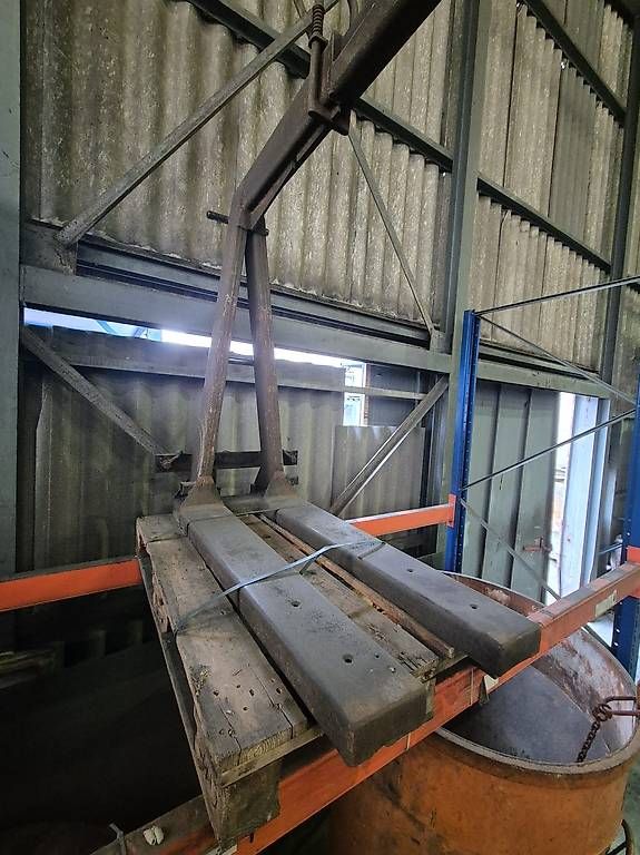 Gru: Krangabel 2T  – Usato da Buchs LU venduto da san_df8f 1