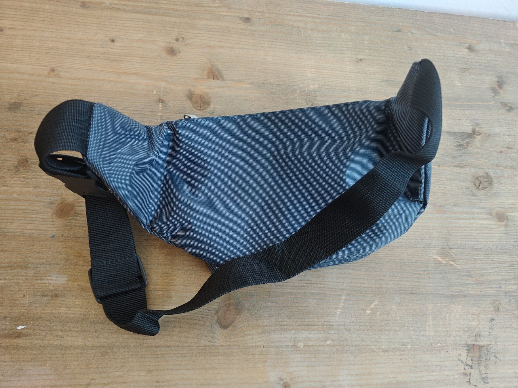 Borse: Neue Bauchtasche – Nuovo (secondo la descrizione) da Zürich venduto da jan_dwt5 3