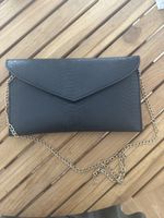 Elegante Even&Odd Clutch in Schwarz mit Goldkette, Neu!