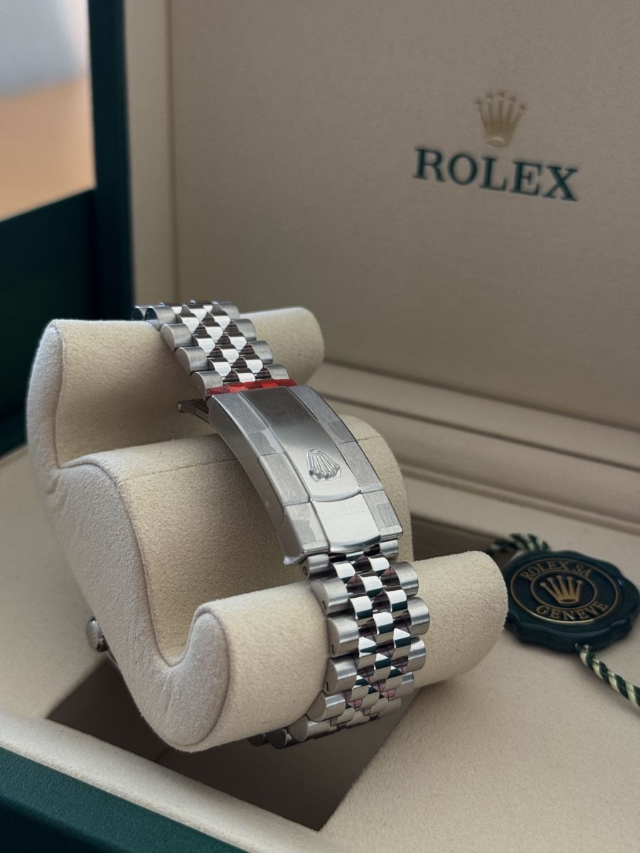 Rolex Uhren: Rolex Datejust 41 Wimbledon NEUWERTIG – Neu und originalverpackt aus Büron von Sasho_wrst 5